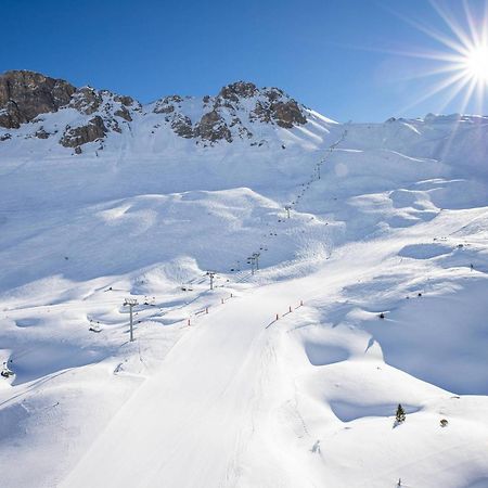 Studio Pour 2 Avec Skis Aux Pieds Et Parking A Courchevel 1850 - Fr-1-575-175 Apartment Exterior photo